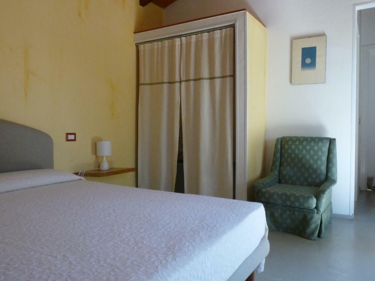 La Scala Guesthouse Berchiddeddu Room photo
