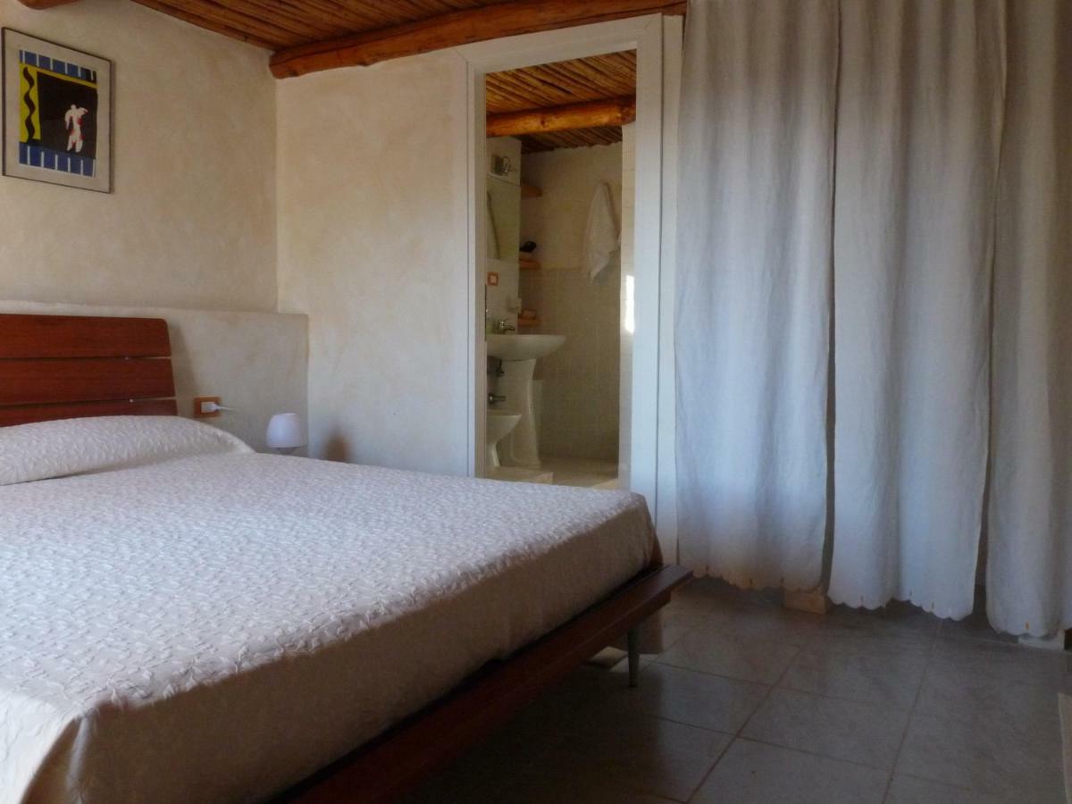 La Scala Guesthouse Berchiddeddu Room photo
